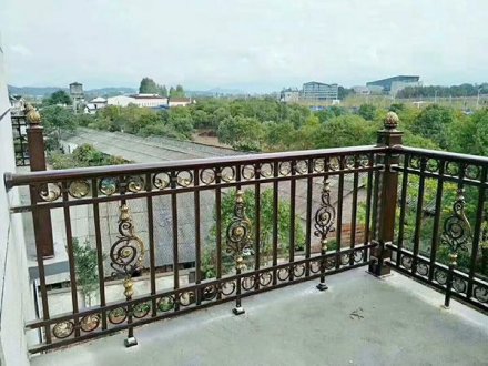 陽臺欄桿用什么材質好？