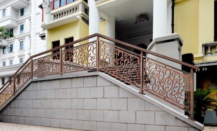 別墅護(hù)欄工藝步驟